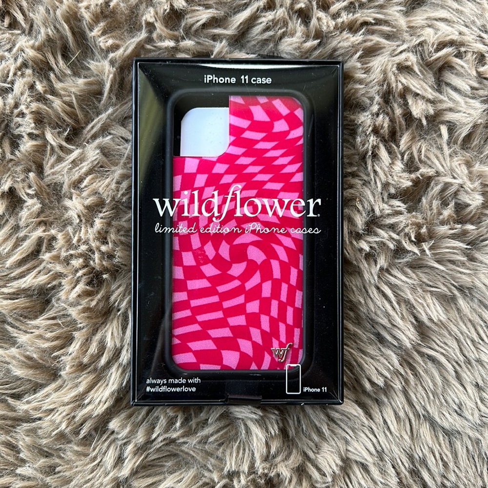 Pink Crazy Checkers Wildflower Case 💕🩷🏁